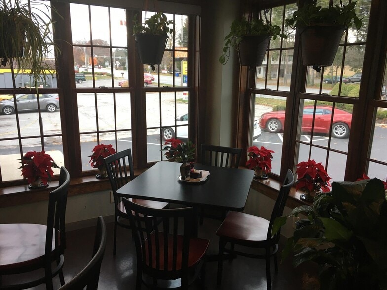 More Photos Of 3406 E Market St, York Restaurant For Lease