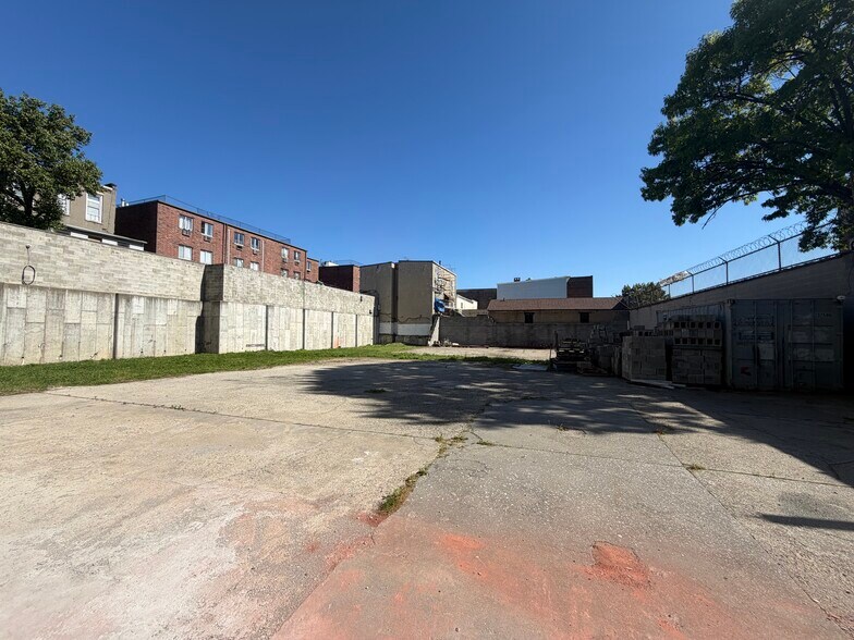 More Photos Of 4277 3rd Ave, Bronx Land For Sale