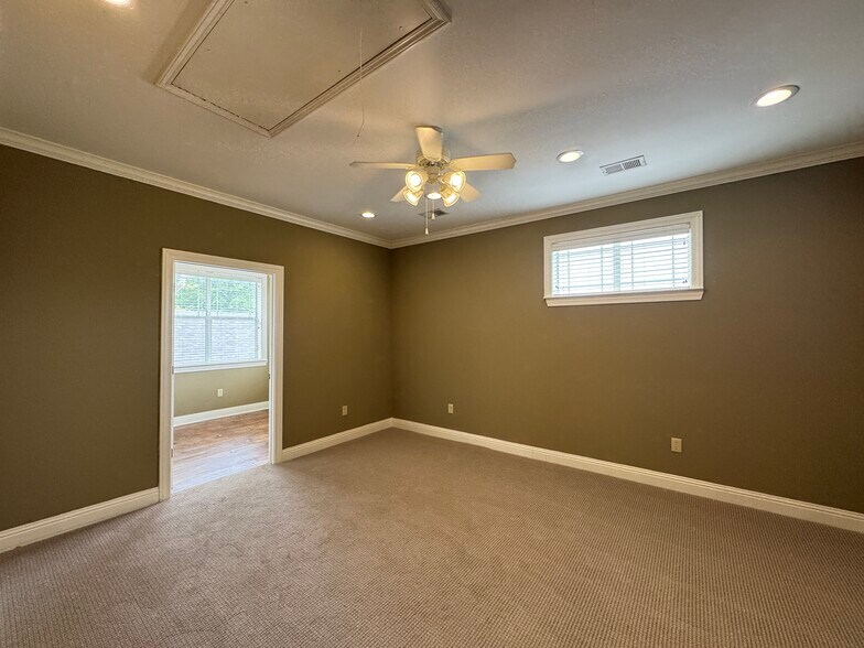 More Photos Of 6253 Goodman Rd, Olive Branch Office For Lease