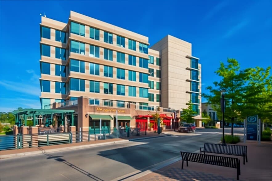 More Photos Of 21 Waterway Ave, The Woodlands Coworking Space