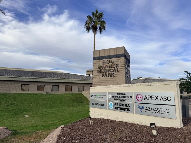 More Photos Of 604 W Warner Rd, Chandler Medical For Sale