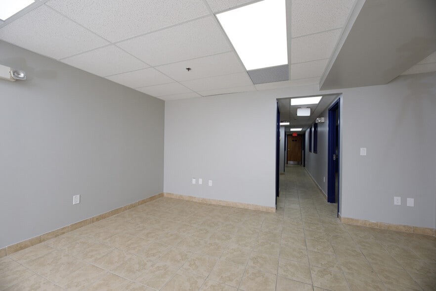 More Photos Of 411 Commerce Ln, West Berlin Industrial For Sale