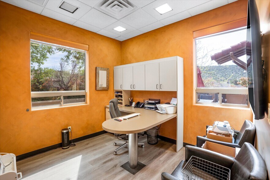 More Photos Of 120 Northview Rd, Sedona Skilled Nursing Facility For Lease