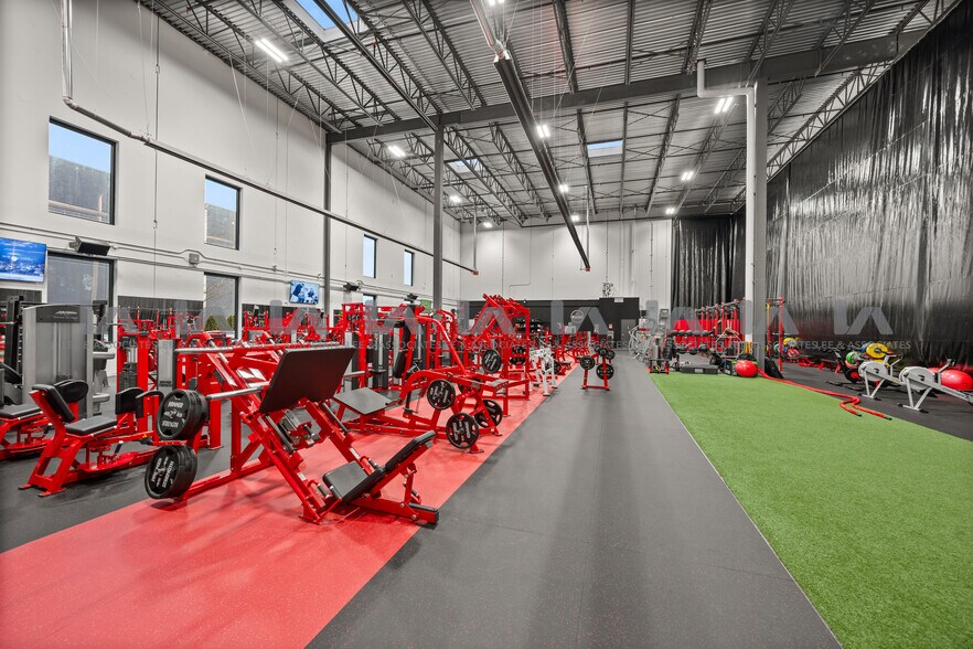 More Photos Of 3548 191 St, Surrey Warehouse For Sale