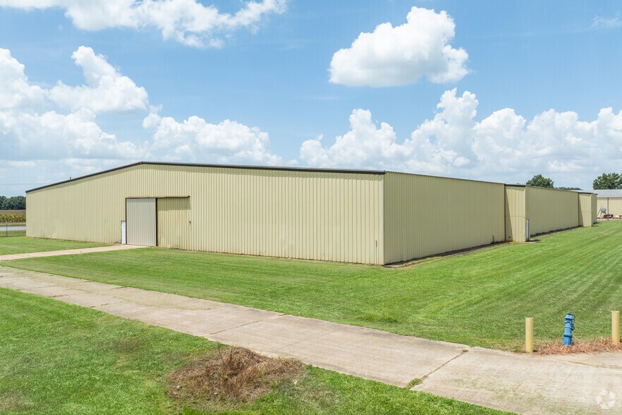More Photos Of 969 Highway 868, Winnsboro Warehouse For Lease