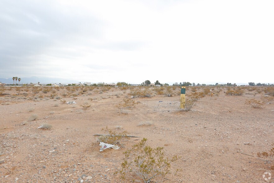 Primary Photo Of Blue Diamond Rd @ Scrhills St, Las Vegas Land For Sale