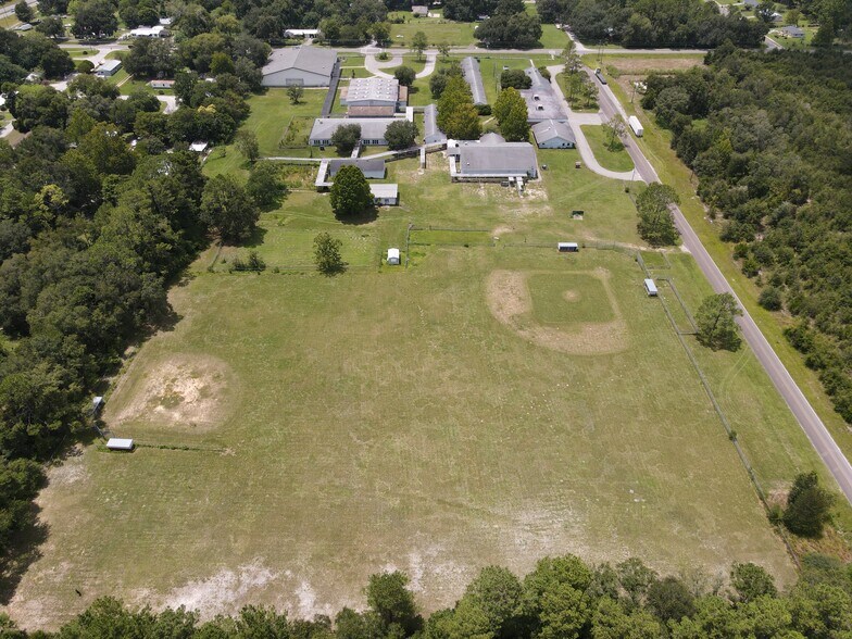 More Photos Of 20550 NE 42nd Pl, Williston Schools For Sale