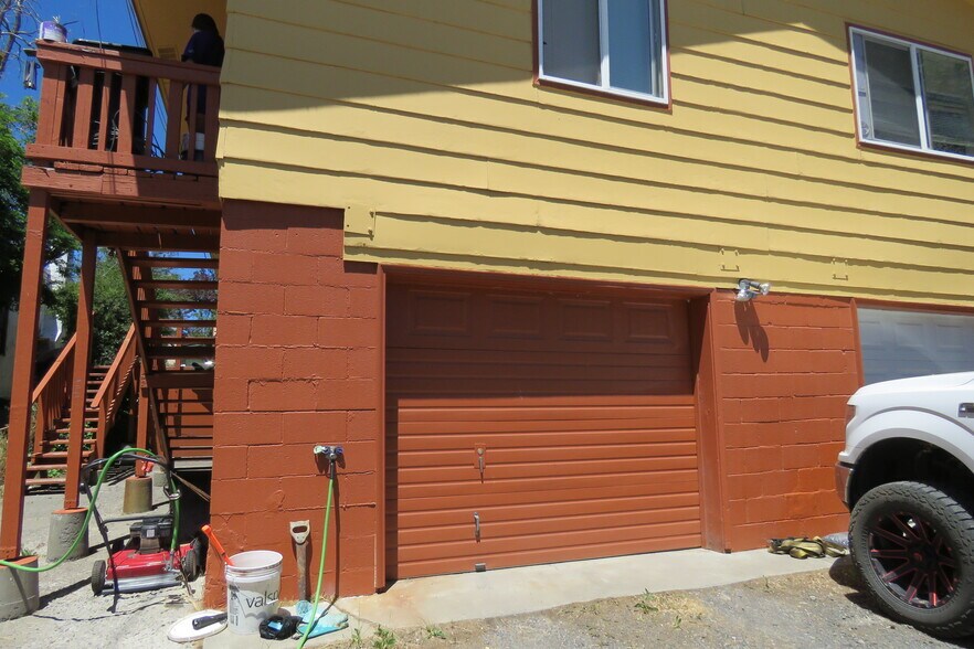 More Photos Of 326 Jefferson St, Klamath Falls Multifamily For Sale