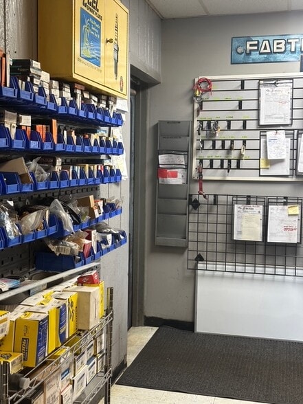 More Photos Of 7216 Ritchie Hwy, Glen Burnie Freestanding For Sale