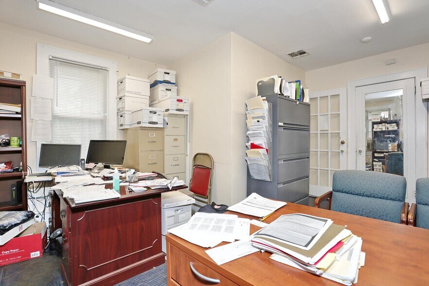 More Photos Of 22 S Madison Ave, Spring Valley Office For Sale