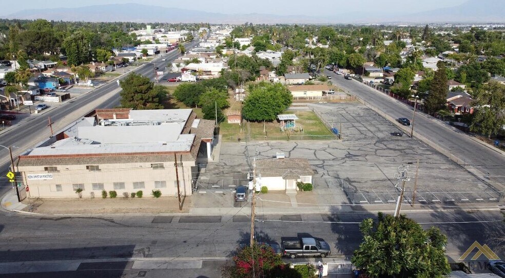 More Photos Of 2503 Niles St, Bakersfield Religious Facility For Sale