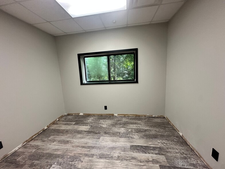 More Photos Of 4485 N Industrial Dr, Cumming Warehouse For Lease