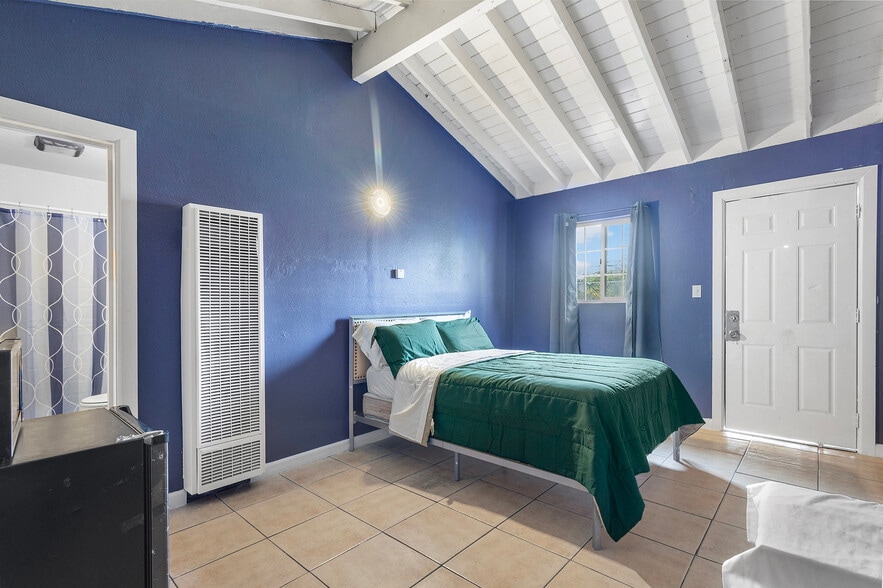 More Photos Of 5720 International Blvd, Oakland Hotel For Sale