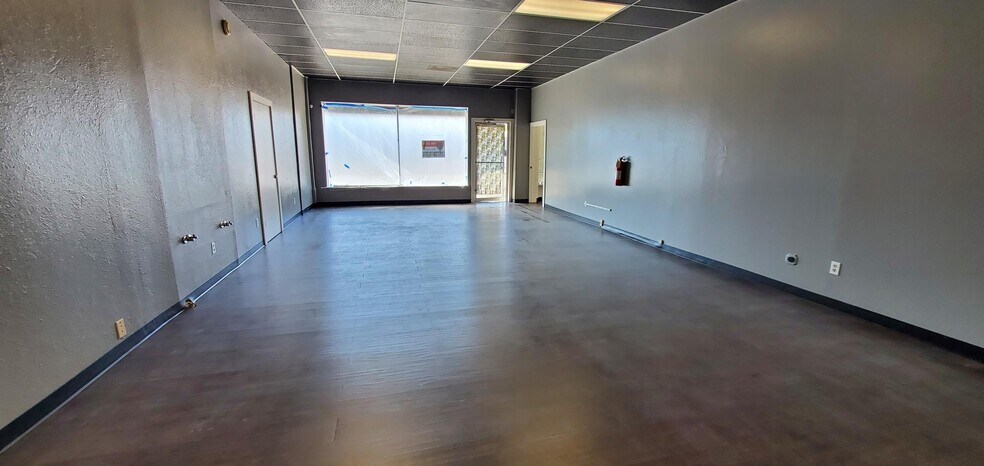 More Photos Of 163 W 11th St, Tracy Office For Lease