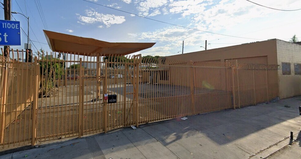 More Photos Of 6326 S Central Ave, Los Angeles Auto Repair For Lease