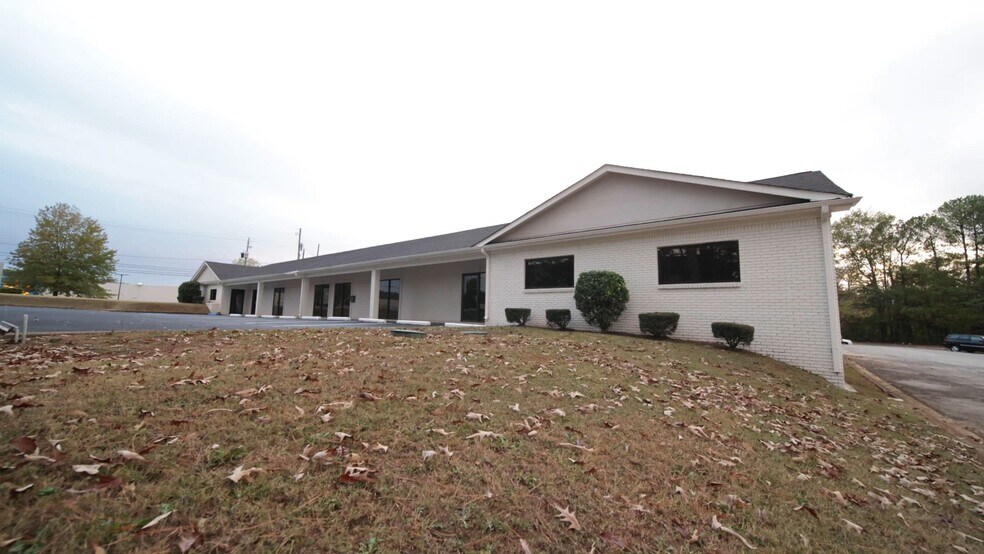 Primary Photo Of 524 Red Lane Rd, Birmingham Medical For Lease
