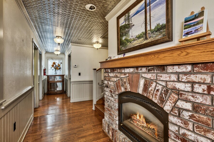 More Photos Of 10116 Jibboom St, Truckee Office Residential For Sale