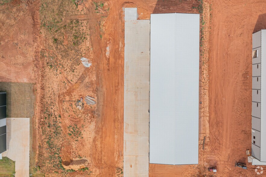 More Photos Of 11571 Blacksand Dr, Edmond Unknown For Lease