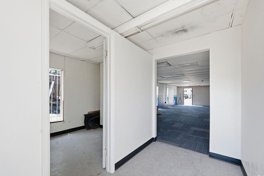 More Photos Of 8 Federal Blvd, Denver Unknown For Lease