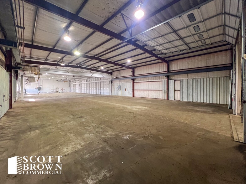 More Photos Of 212 Lake Rd, Bridgeport Industrial For Lease