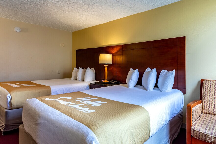 More Photos Of 10002 S Main St, Archdale Hotel For Sale