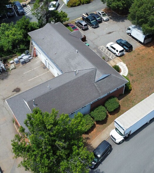 More Photos Of 1020 Linden Ave, Charlottesville Industrial For Sale