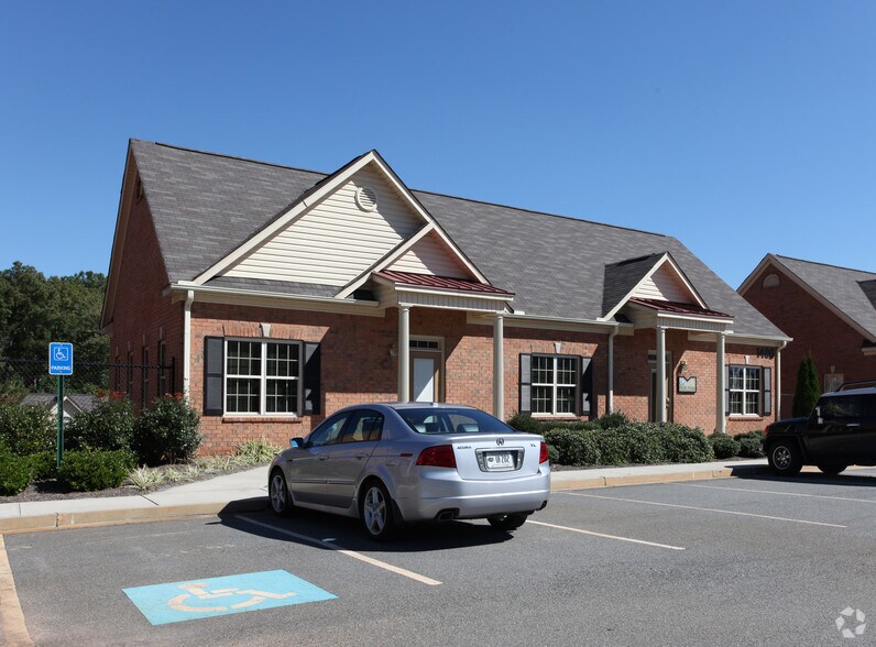 Primary Photo Of 4485 Tench Rd, Suwanee Office For Sale