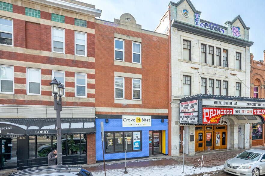 Primary Photo Of 10331 82nd Ave NW, Edmonton Restaurant For Lease