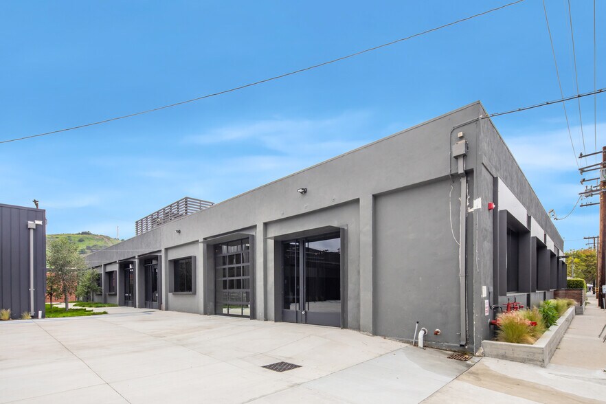 More Photos Of 8468 Warner Dr, Culver City Unknown For Lease