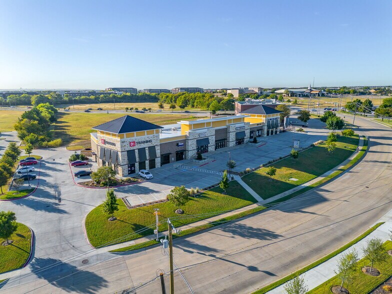 More Photos Of 1826 Cannon Dr, Mansfield Restaurant For Lease