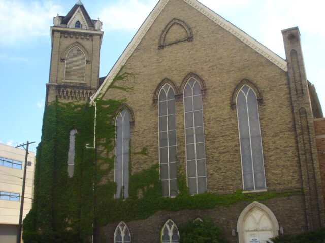 More Photos Of 801 Wisconsin Ave, Racine Schools For Lease
