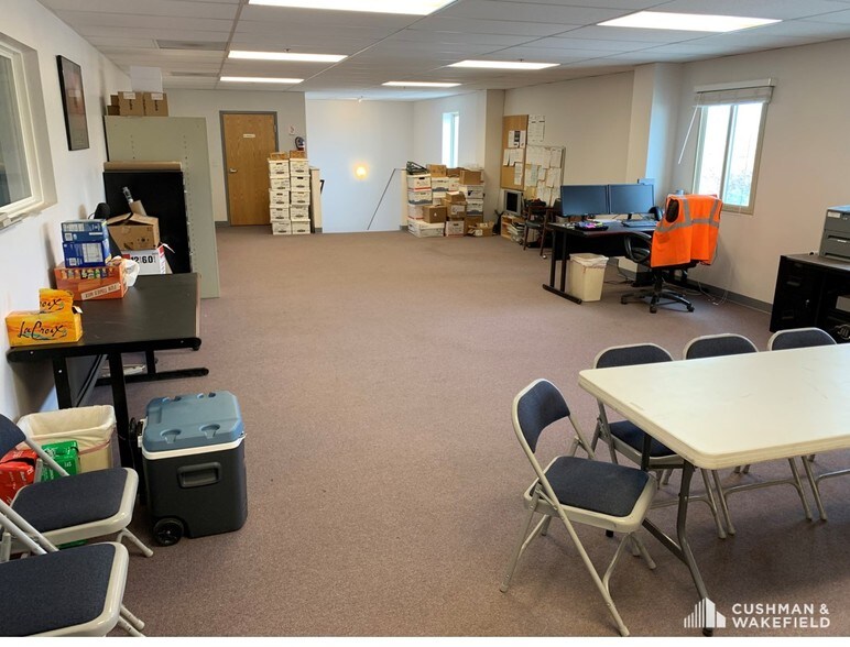 More Photos Of 4000 Patton Ave, Loveland Industrial For Lease