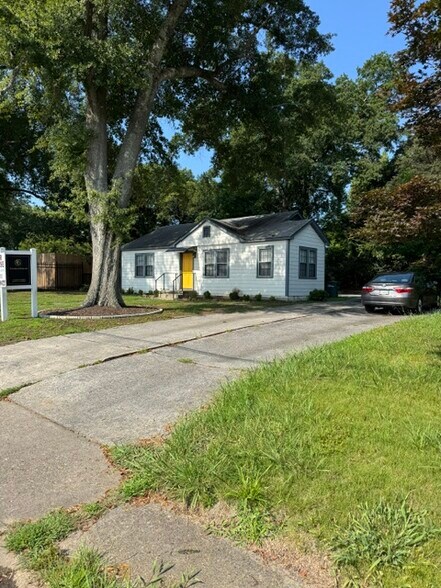 Primary Photo Of 116 South Ave, Marietta Office Residential For Lease
