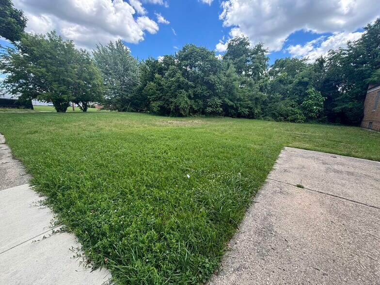 More Photos Of 10510 Sterritt St, Detroit Religious Facility For Sale