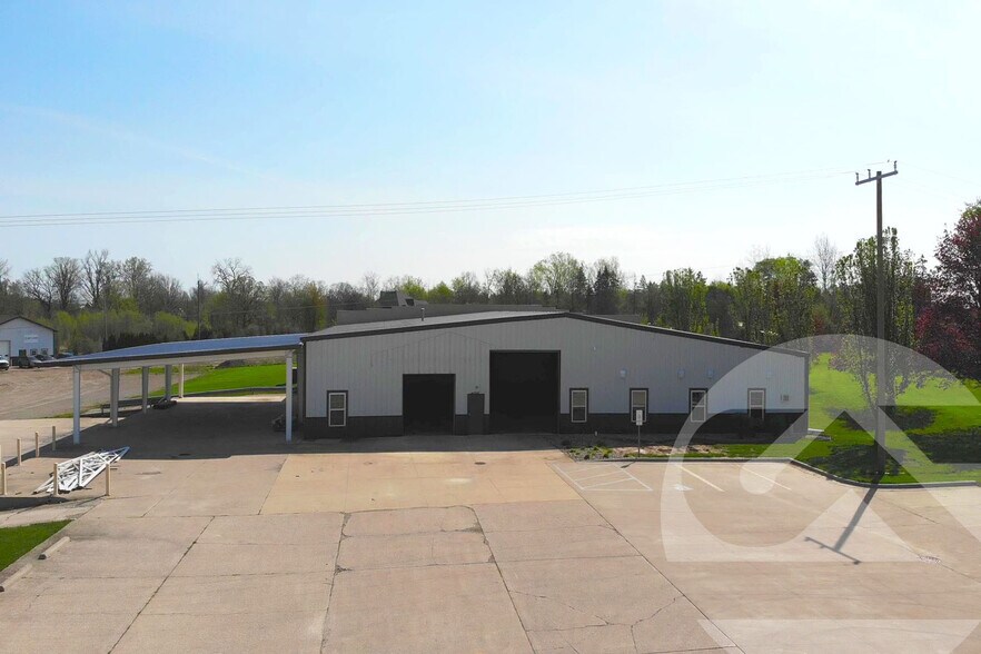 More Photos Of 4658 S Custer Rd, Monroe Warehouse For Lease