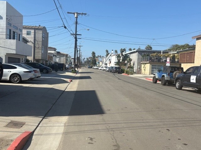 More Photos Of 116 Rees St, Playa Del Rey Apartments For Sale