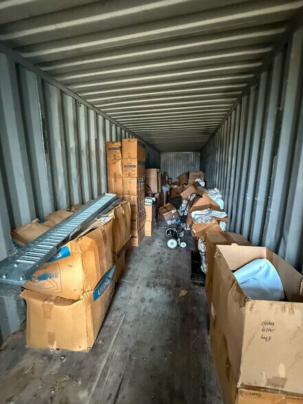 More Photos Of 5640 44th Ave S, Clinton Office For Sale