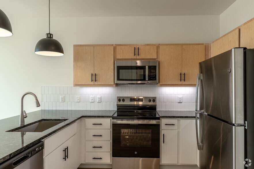 More Photos Of 2820 W Broad St, Richmond Apartments For Lease