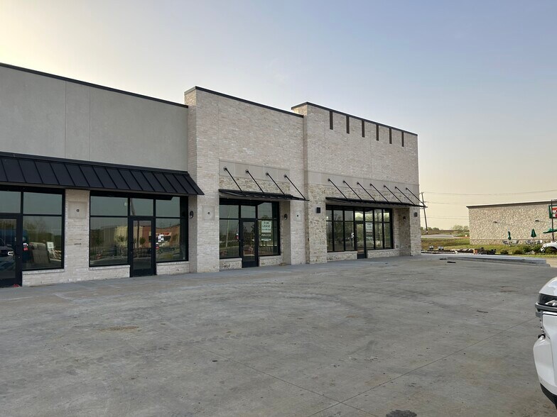 More Photos Of FM 720, Oak Point Storefront For Lease