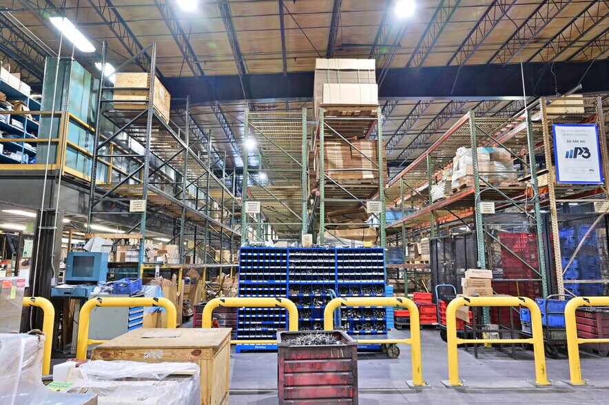 More Photos Of 128 River Bend Dr, Sevierville Manufacturing For Lease