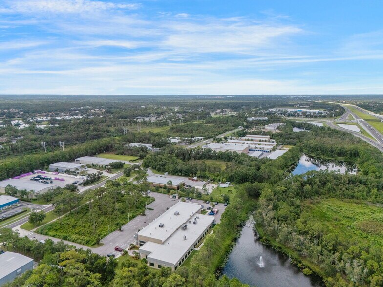 More Photos Of 5110 Lena Rd, Bradenton Office For Sale