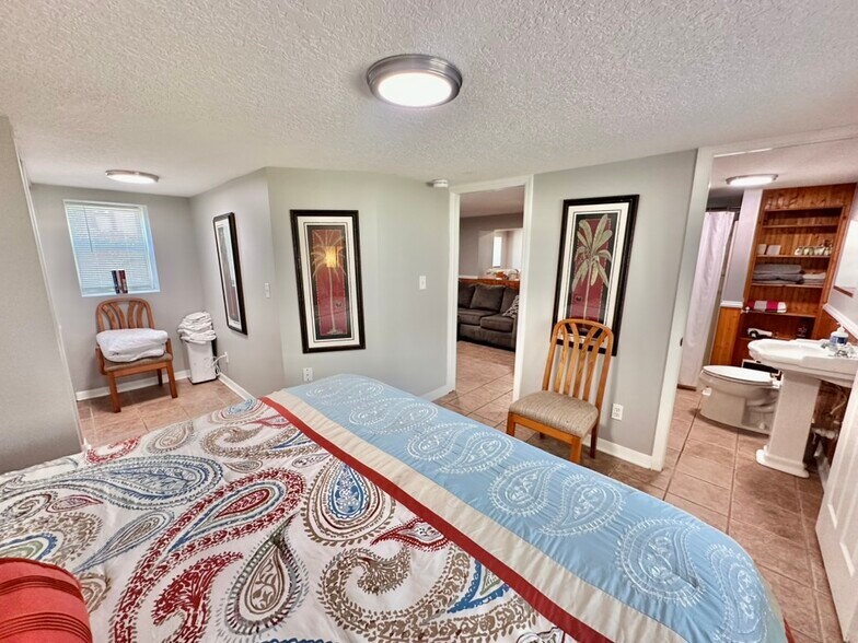 More Photos Of 511 N Ocean Shore Blvd, Flagler Beach Office Residential For Sale