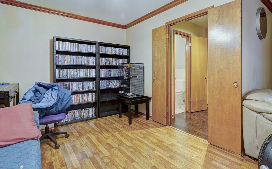 More Photos Of 40202 Settlers Path, Georgetown Apartments For Sale
