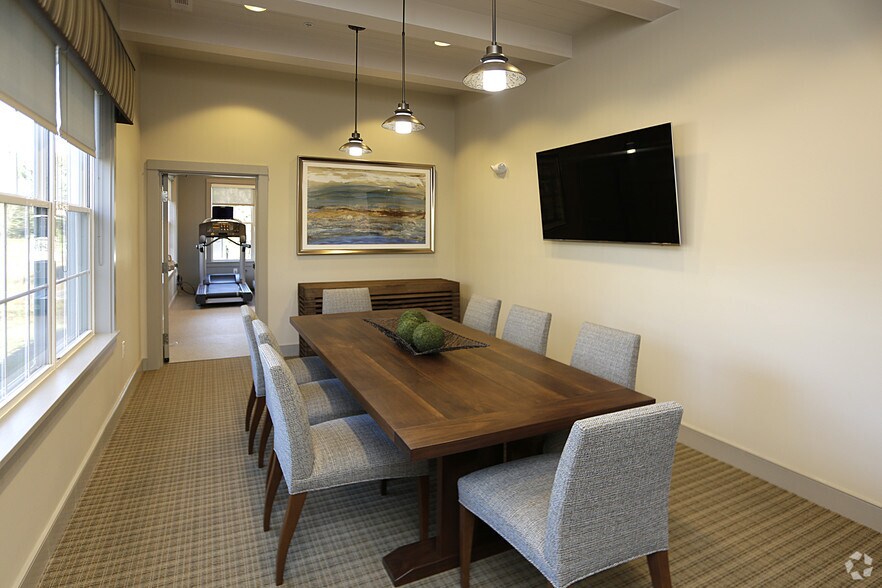 More Photos Of 4 Berry St, North Andover Apartments For Lease