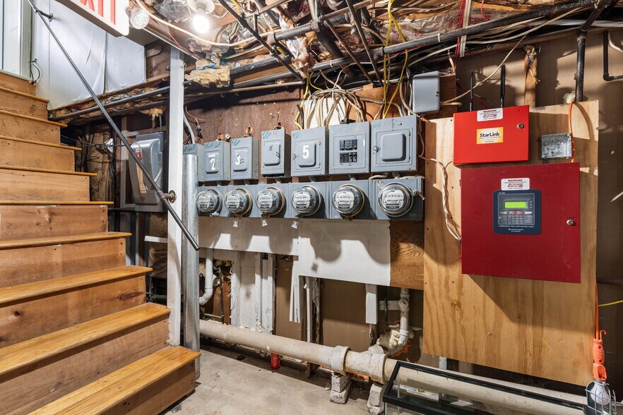 More Photos Of 120 Dolphin Ave, Revere Apartments For Sale