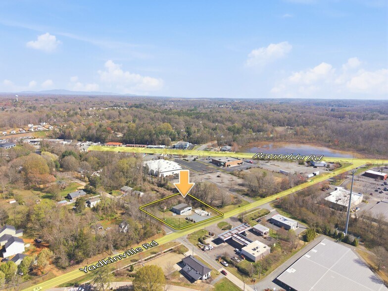 More Photos Of 3557 Yadkinville Rd, Winston-Salem Freestanding For Sale