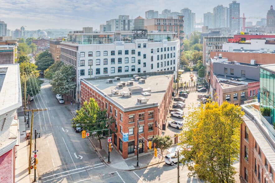Primary Photo Of 211 Columbia St, Vancouver Hotel For Sale