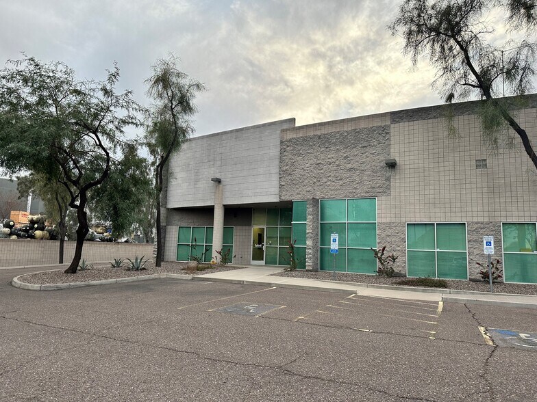 More Photos Of 3155 N Nevada St, Chandler Warehouse For Lease
