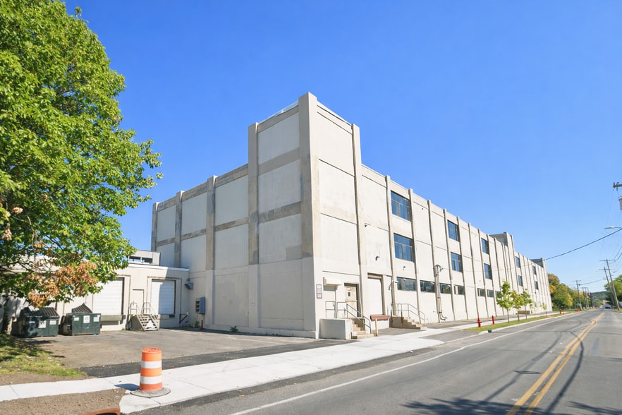 Primary Photo Of 1011 E Water St, Syracuse Warehouse For Sale