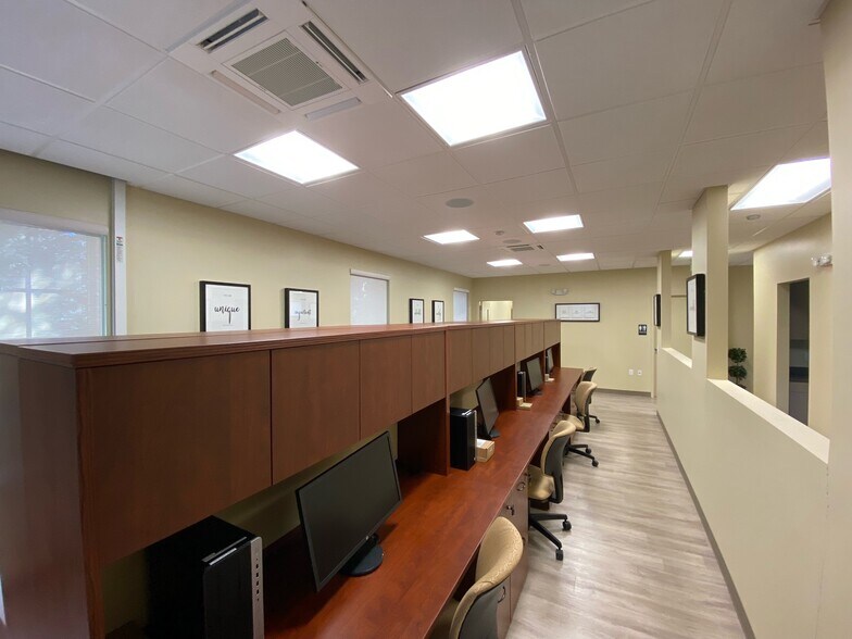 More Photos Of 11623 Philadelphia Rd, White Marsh Medical For Sale